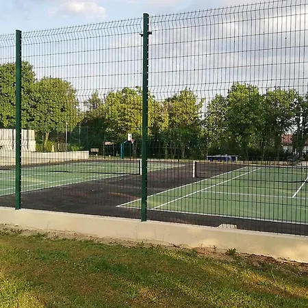 M&m's Place - Met 2 Slaapkamers - Village Le - 호텔